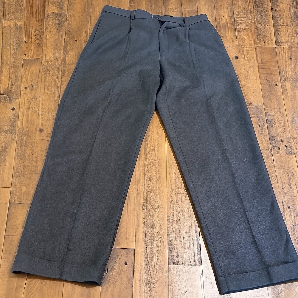 Eddie Bauer Pleated 100% Wool Flannel Dress Pants Men's 34x30 Gray NWT